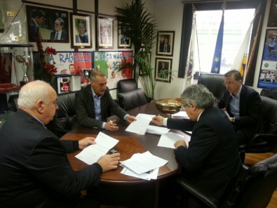 I dirigenti firmano la convenzione Talenti2020