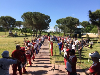 La linea di tiro al Trofeo Esordienti dell'Arco Sport
