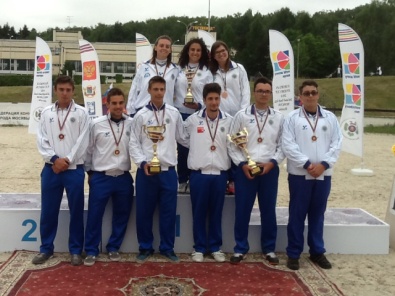 I medagliati azzurri a Mosca dopo le prove a squadre