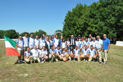 Foto di gruppo per gli azzurri agli europei dello scorso anno in Umbria