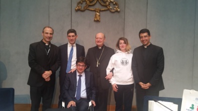 il presidente pancalli e la portabandiera Caironi