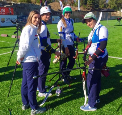 La squadra femminile del Kappa Kosmos Rovereto