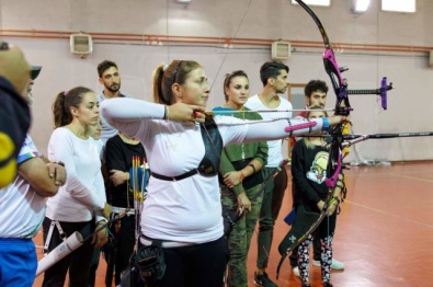 Claudia Mandia con gli studenti universitari