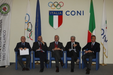 I dirigenti Coni con il Presidente Mario Scarzella e Mauro Berruto alla presentazione del Direttore Tecnico