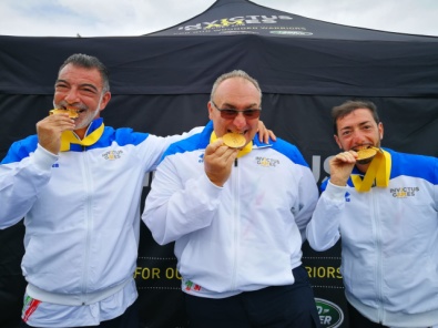 La squadra maschile arco olimpico Open è d'oro a Sydney