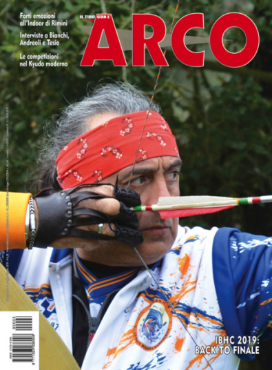 La copertina del nuovo numero di Arco