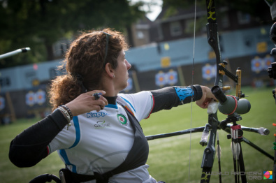 Elisabetta Mijno con la maglia della Nazionale agli ultimi Mondiali