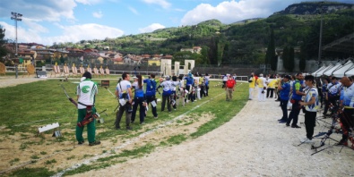 GLI ATLETI DURANTE I TIRI DI PROVA