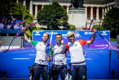 Paoli, Nespoli e Musolesi dopo la vittoria agli Europei