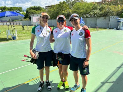 La squadra femminile compound